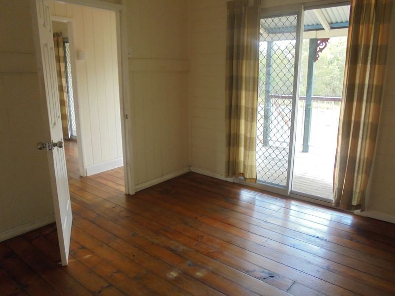 24 Anthonys Road, Walloon QLD 4306