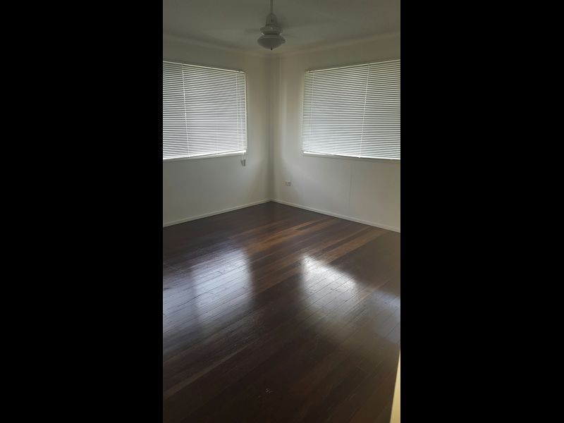 16 Hampton Street, One Mile QLD 4305