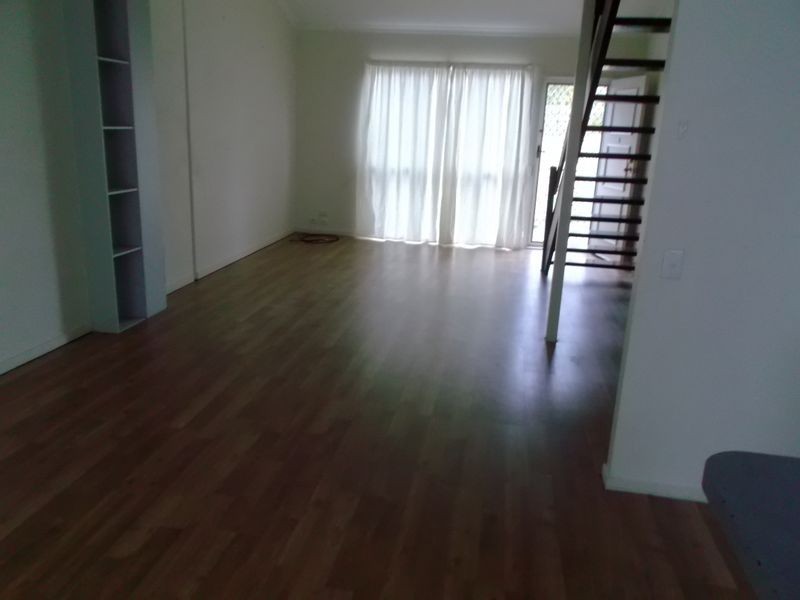 2/14a MacQuarie Street, Booval QLD 4304