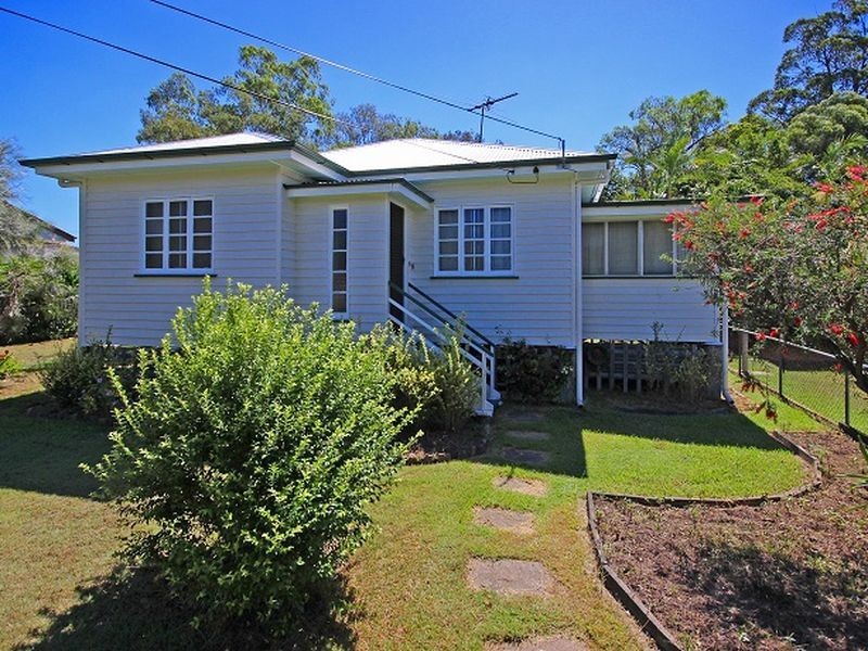 15 Theodore Street, Brassall QLD 4305