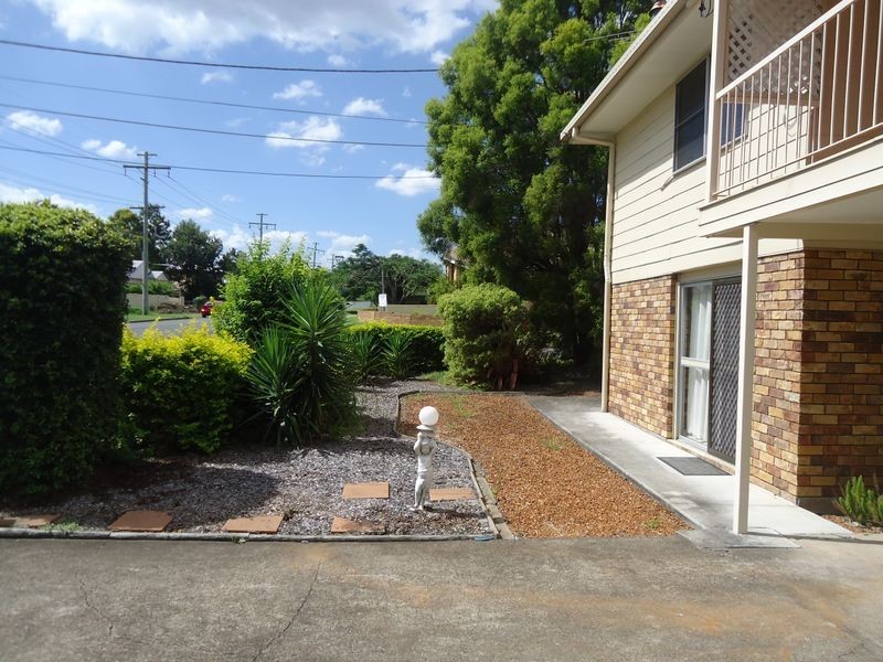 36 Russell st, Silkstone QLD 4304
