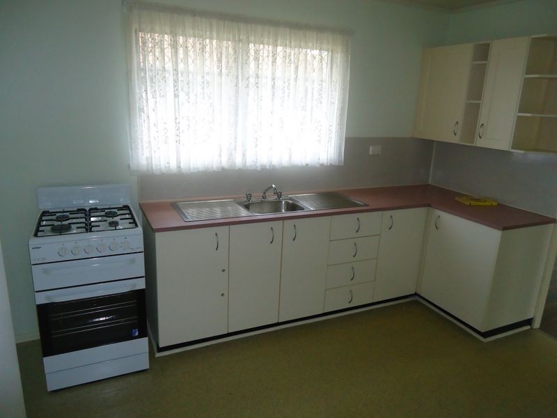 83 Toongarra Rd, Leichhardt QLD 4305