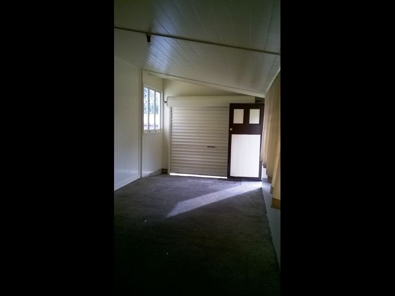 2 Perry Street, Churchill QLD 4305