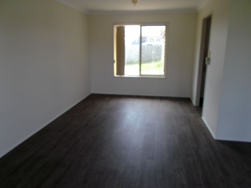 10 Joshua Place, Raceview QLD 4305