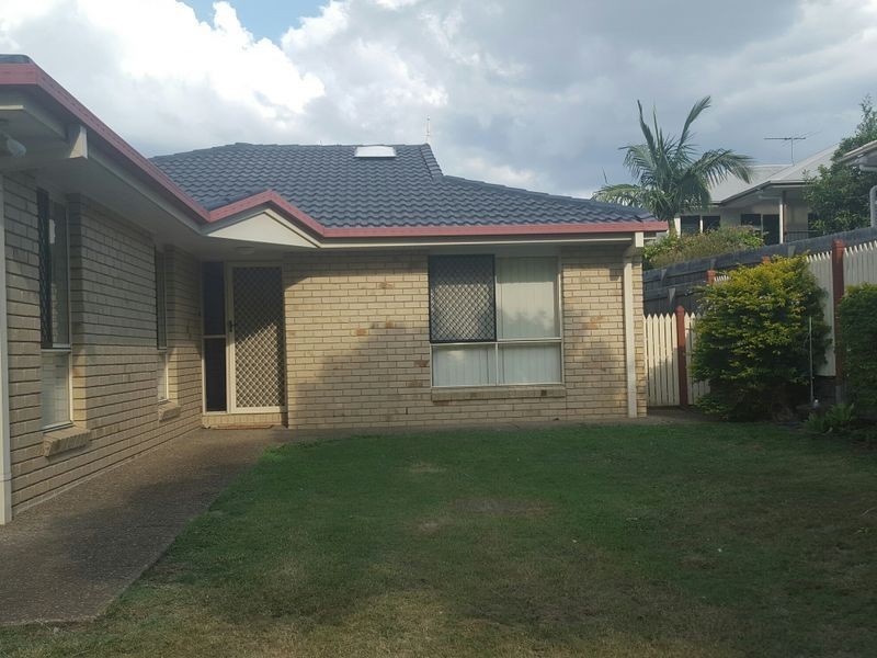 26 Dianthus Place, Flinders View QLD 4305