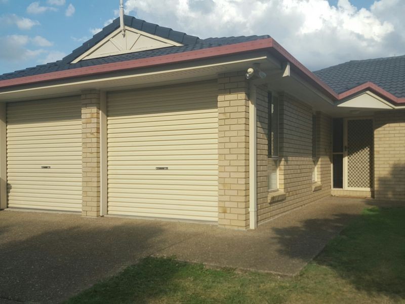 26 Dianthus Place, Flinders View QLD 4305