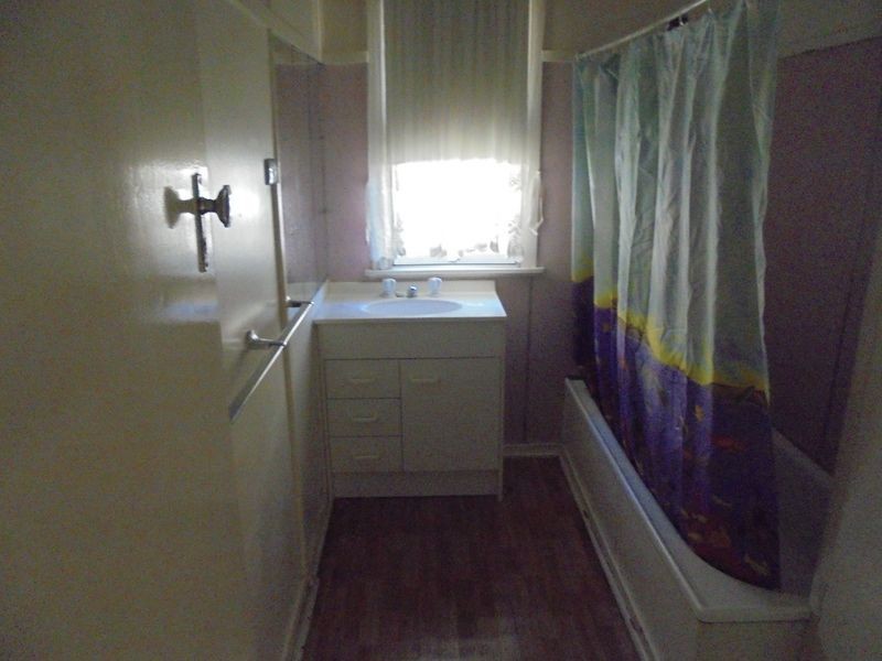 13 Rodney st, Silkstone QLD 4304