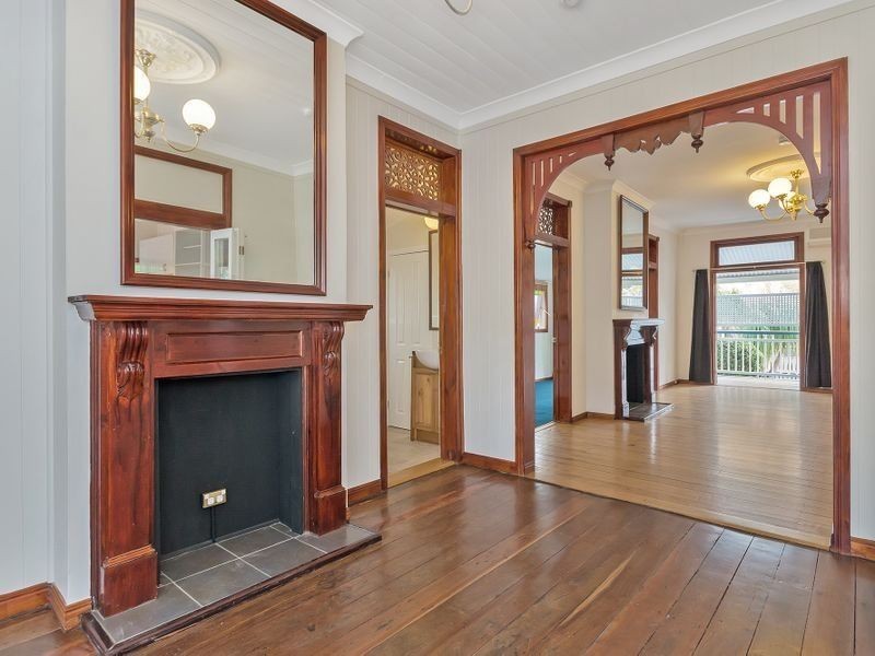 21A Lindsay st, Bundamba QLD 4304