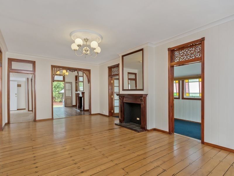 21A Lindsay st, Bundamba QLD 4304