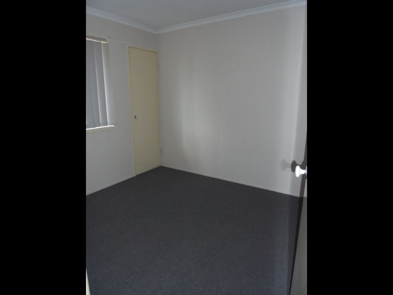 25 Bangalow st, Raceview QLD 4305