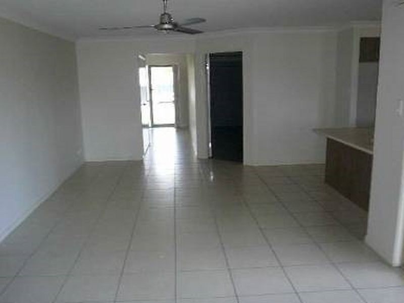 5 Eco Way, Brassall QLD 4305