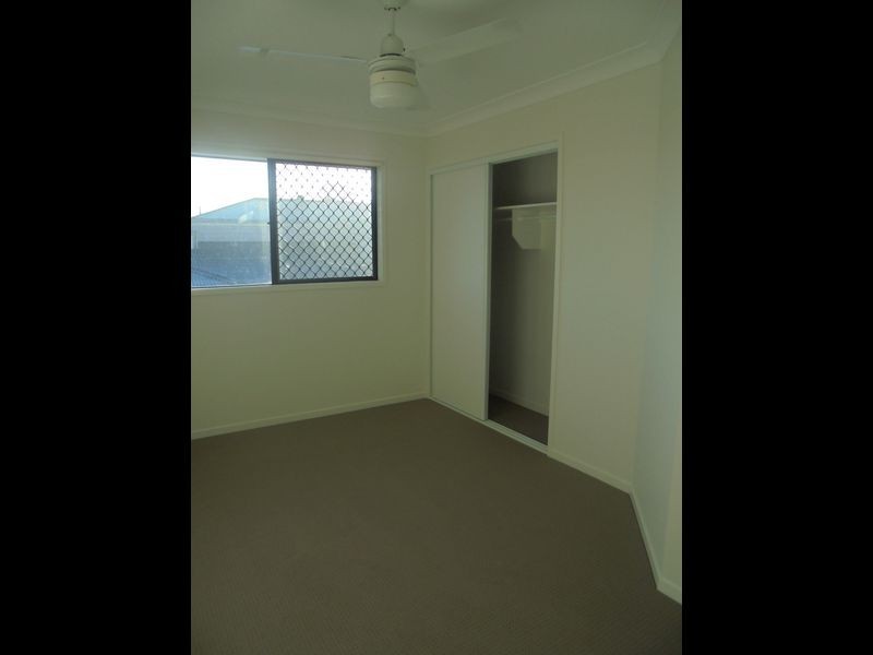 2/13 Pendragon Street, Raceview QLD 4305