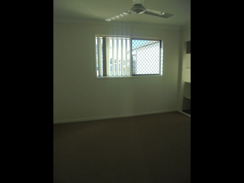 2/13 Pendragon Street, Raceview QLD 4305