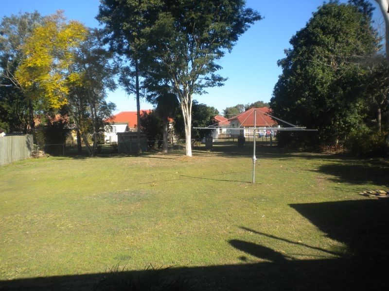 14 Phillip Street, One Mile QLD 4305