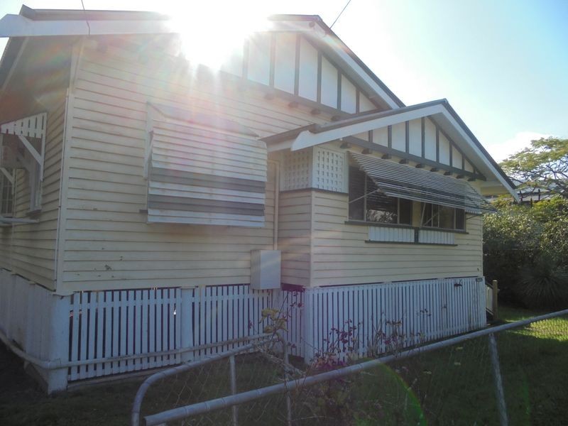 10 Bennett, East Ipswich QLD 4305