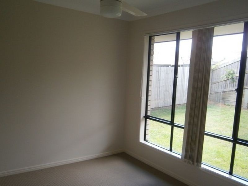 14 Dornoch Crescent, Raceview QLD 4305