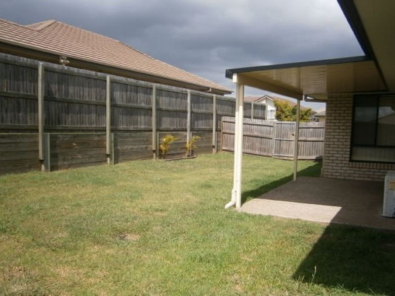 14 Dornoch Crescent, Raceview QLD 4305
