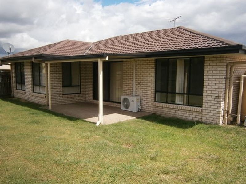 14 Dornoch Crescent, Raceview QLD 4305