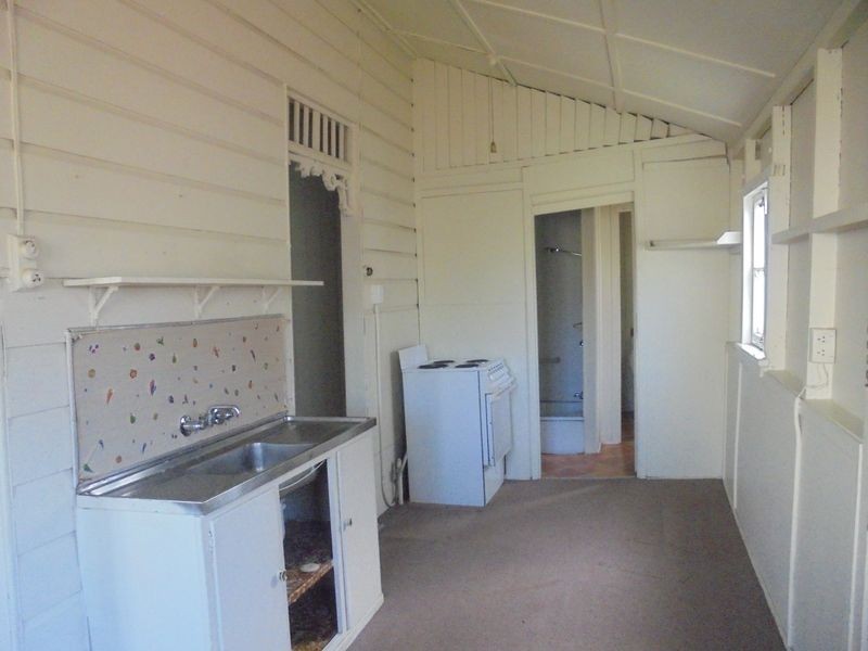 1/7 Brisbane Street, Ipswich QLD 4305