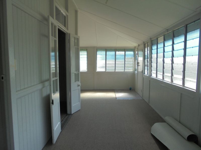 1 Cook Street, Booval QLD 4304