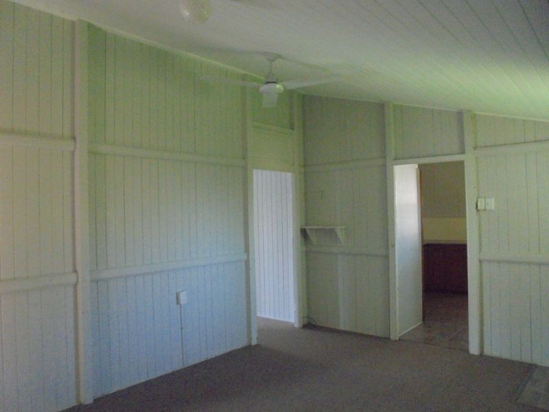 1 Cook Street, Booval QLD 4304