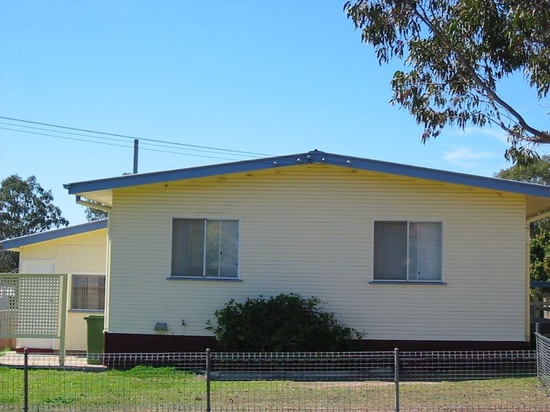 1/29 Merrell Street, Booval QLD 4304