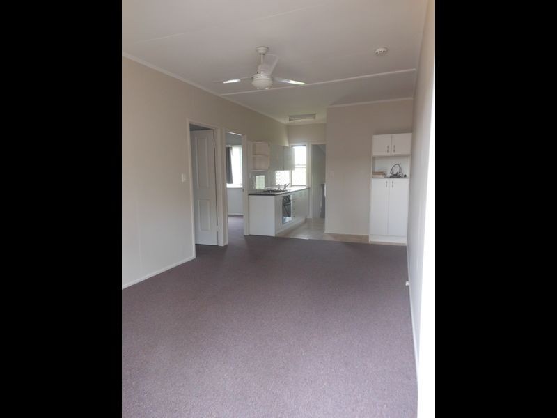 1/29 Merrell Street, Booval QLD 4304