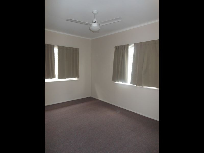 1/29 Merrell Street, Booval QLD 4304