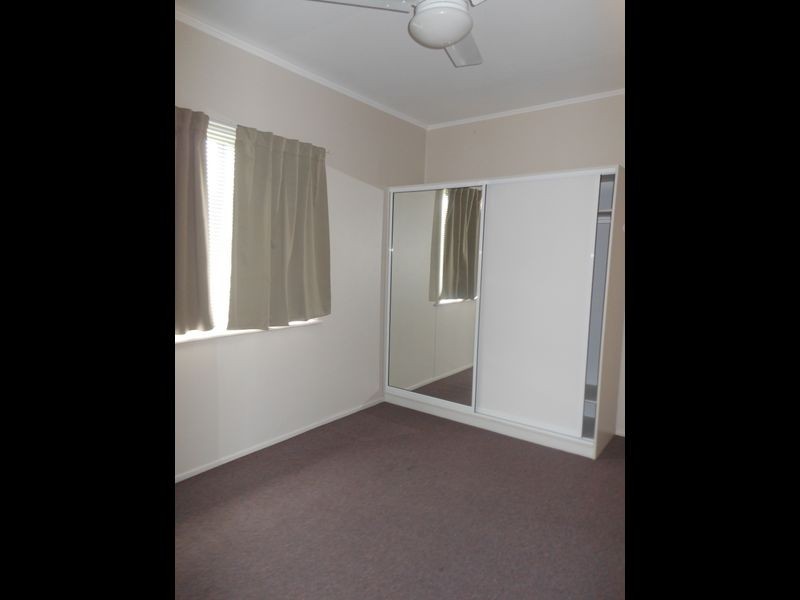 1/29 Merrell Street, Booval QLD 4304