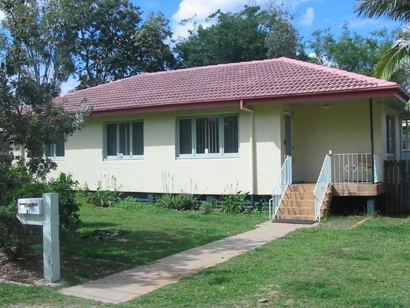 21 Bass Street, Leichhardt QLD 4305
