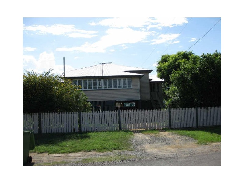 177 Blackstone Road, Silkstone QLD 4304
