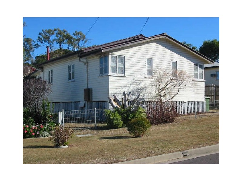 34 Hayes Street, Brassall QLD 4305