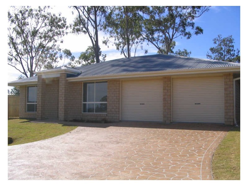 10B Phoenix Court, Churchill QLD 4305