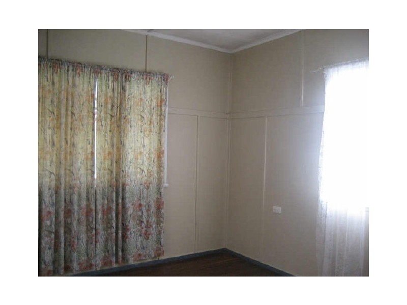 22 Clay Street, West Ipswich QLD 4305