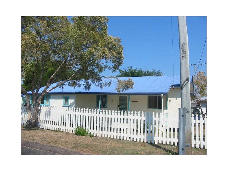 1 McGrath Lane, Booval QLD 4304