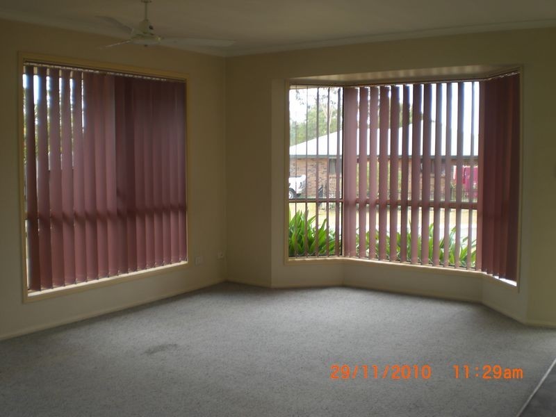 7 Amor Court, Yamanto QLD 4305