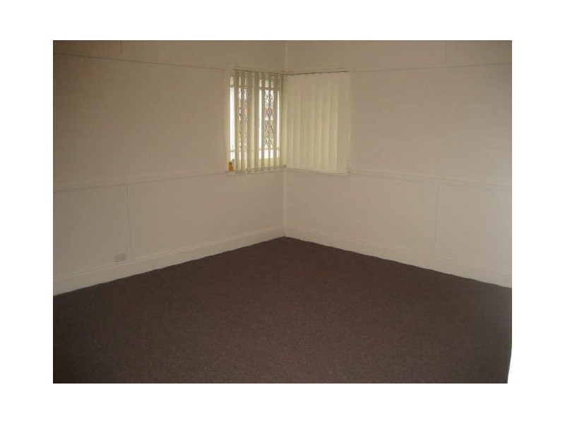 187 Brisbane Road, Booval QLD 4304