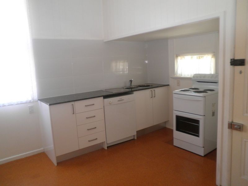 120 Woodend Road, Woodend QLD 4305