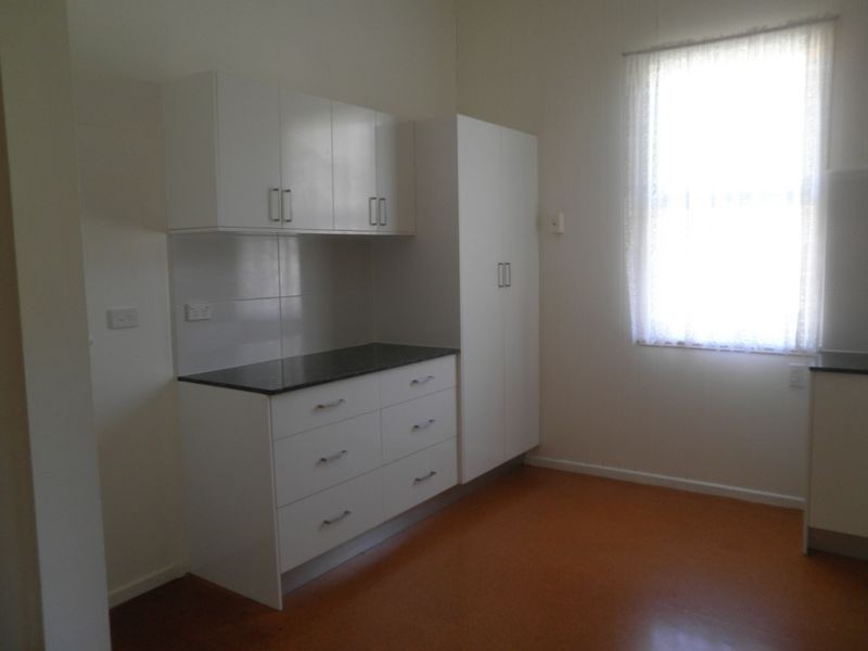 120 Woodend Road, Woodend QLD 4305