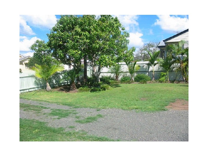 21 Brisbane Road, Ebbw Vale QLD 4304
