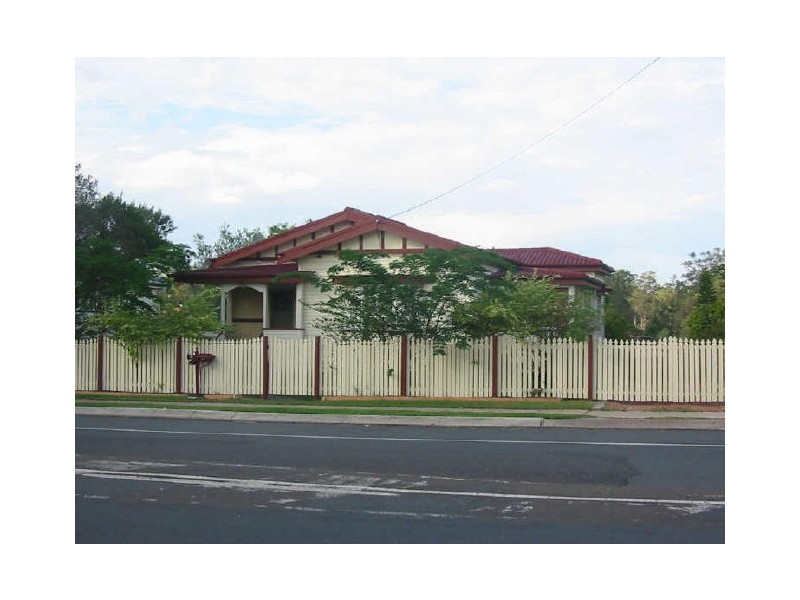 9 Waterworks Road, North Ipswich QLD 4305