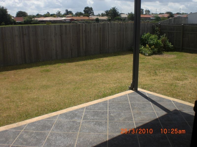 20 Banksia Drive, Raceview QLD 4305