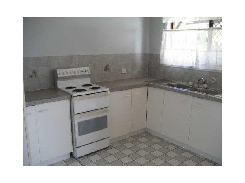 6 Mark Court, Raceview QLD 4305