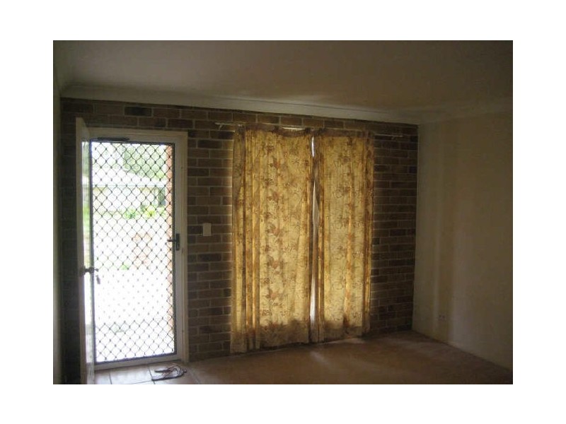 1/33 Helen St, North Booval QLD 4304