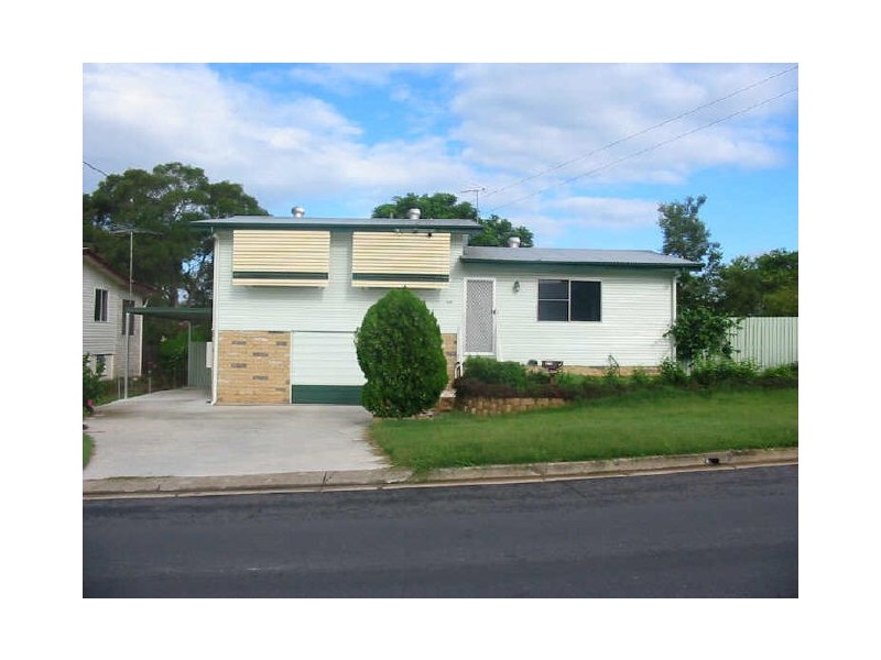 296 South Station Road, Raceview QLD 4305