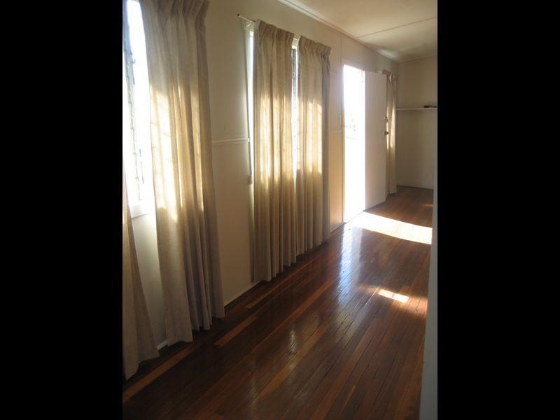 1/23 Pine Mt Rd, Brassall QLD 4305