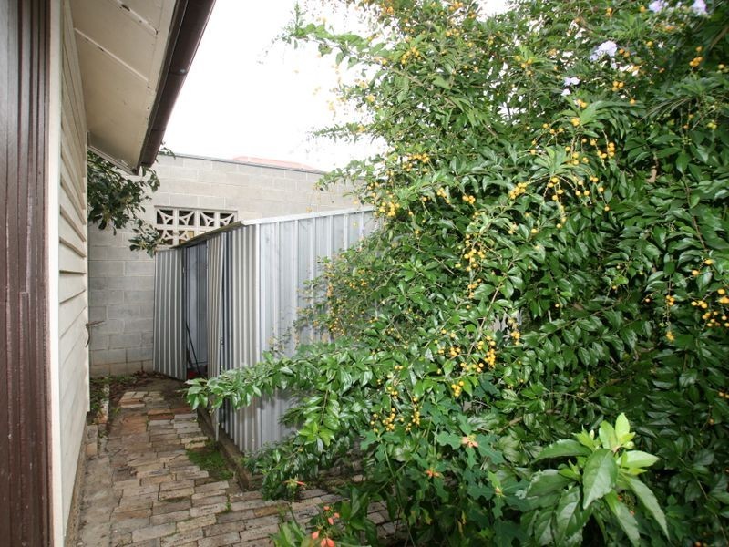 2 Milford Street, Ipswich QLD 4305