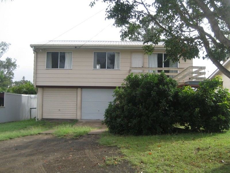 6 Selwyn Street, North Booval QLD 4304