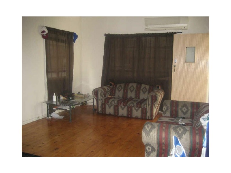 5 Coleman Street, Leichhardt QLD 4305