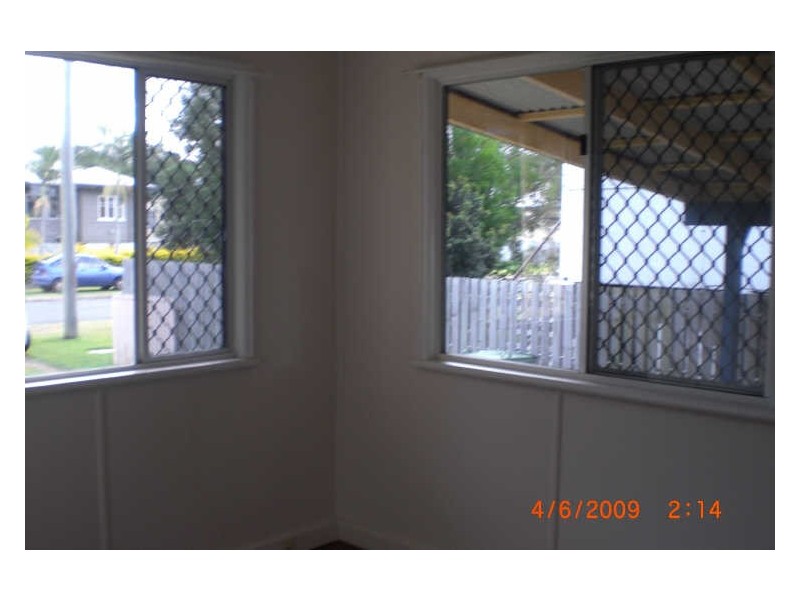 10 Shine Street, One Mile QLD 4305